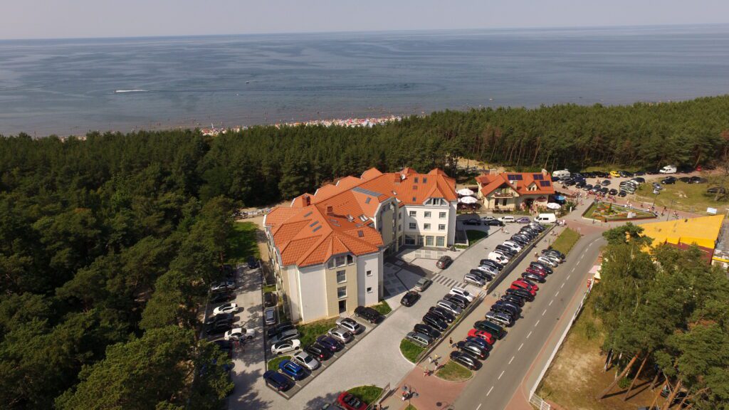 Hotele Nad Morzem Dla Rodzin Z Dziećmi hotel dla rodzin z dziećmi - Hotel White Krynica Morska, noclegi nad